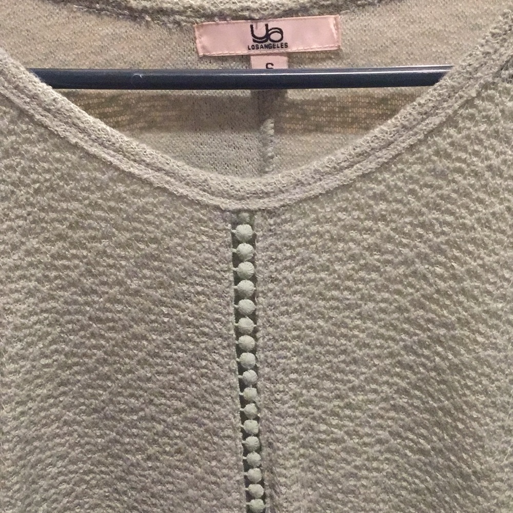 Sweater - Picture 3 of 3
